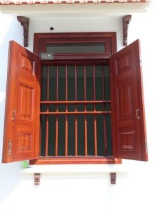 CỬA SỔ VÂN GỖ KING BAC 03