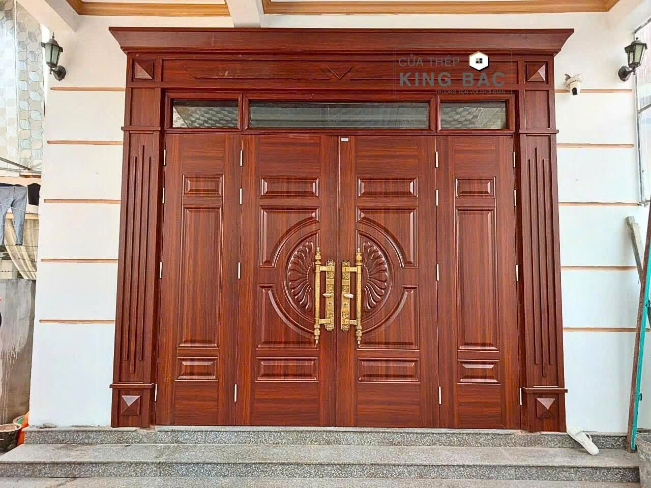 CỬA THÉP VÂN GỖ 4 CÁNH LUXURY KING BAC 02 - Ảnh 3